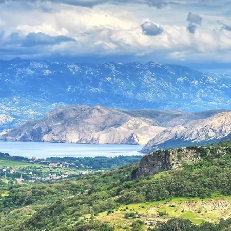 Villa Baska Апартаменты