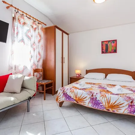Villa Baska Daire Baška