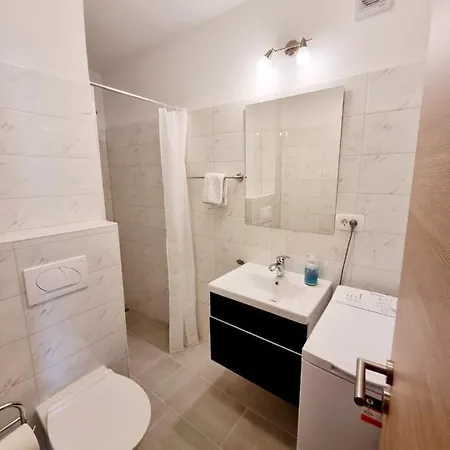 Villa Baska Апартаменты *