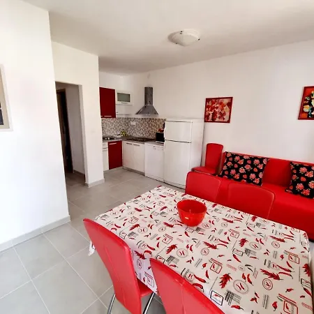 Villa Baska *